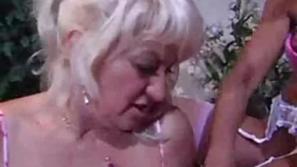 Isis mansturbasi bokep Taylor