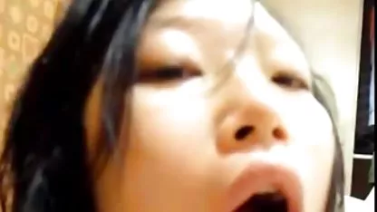 Terangsang masturbasi porn video Lea mendapatkannya di semua lubang
